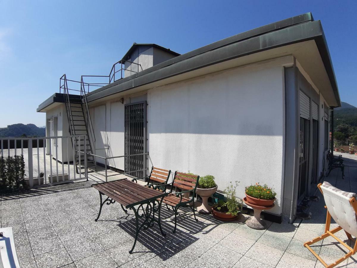 Appartamento Panoramico Pontremoli Bagian luar foto