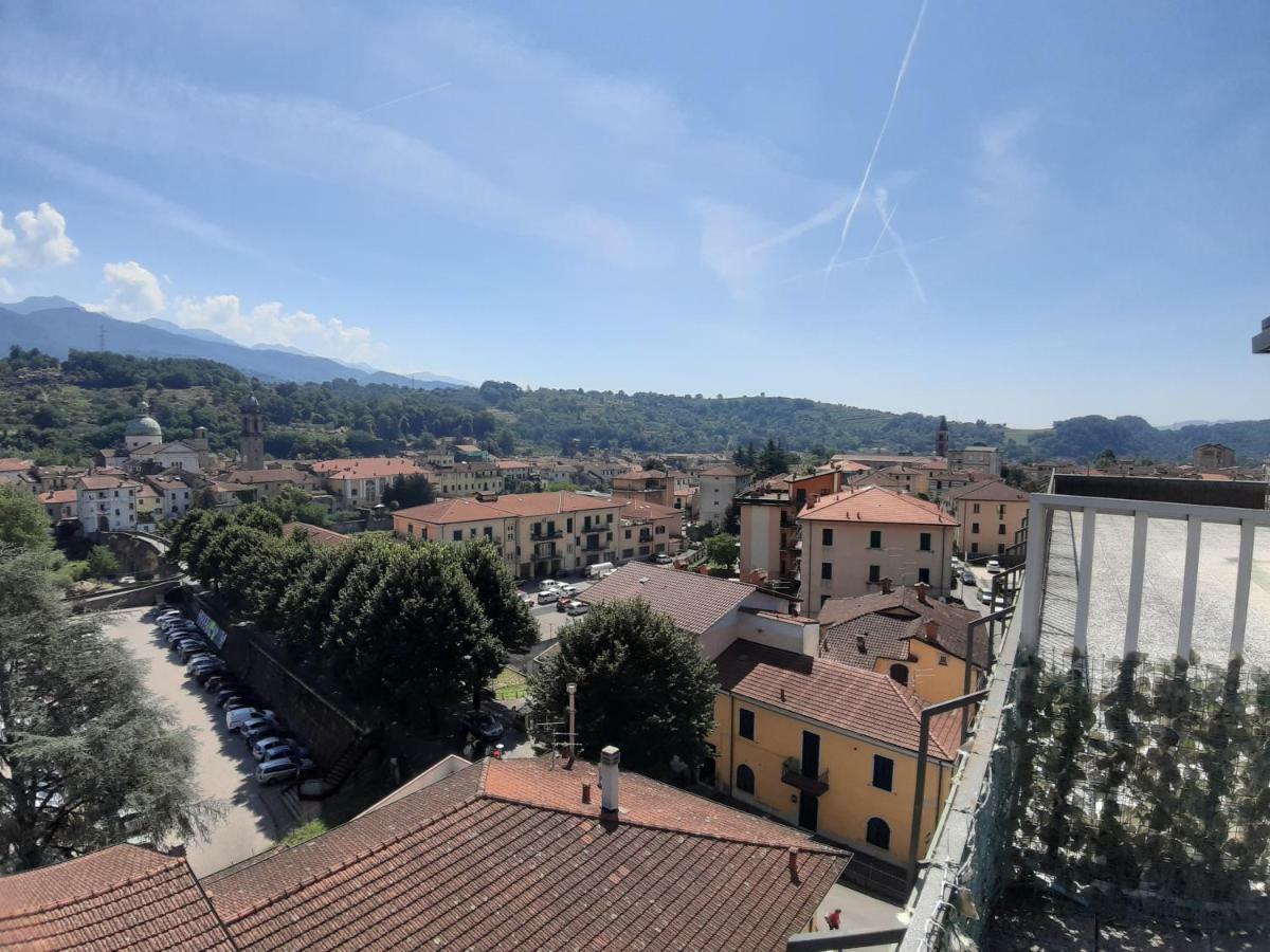 Appartamento Panoramico Pontremoli Bagian luar foto